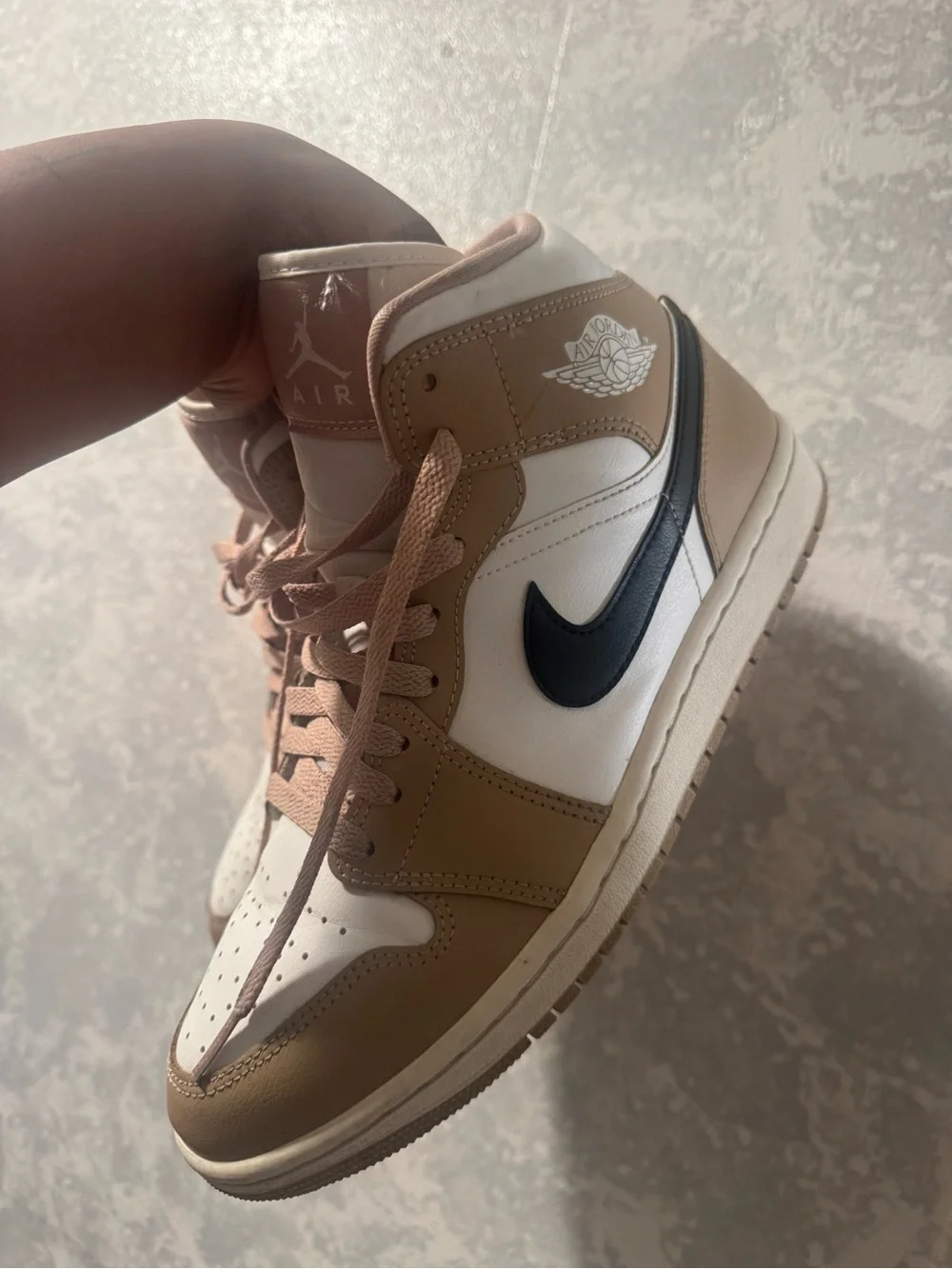 AIR JORDAN 1s (SIZE 8.5 MENS)